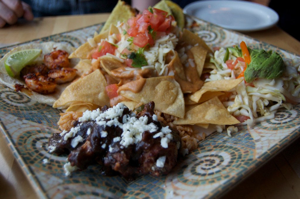 VANEATS.ca wants to FIESTA with their new dining package LA CASITA&nbsp;BOTANAS