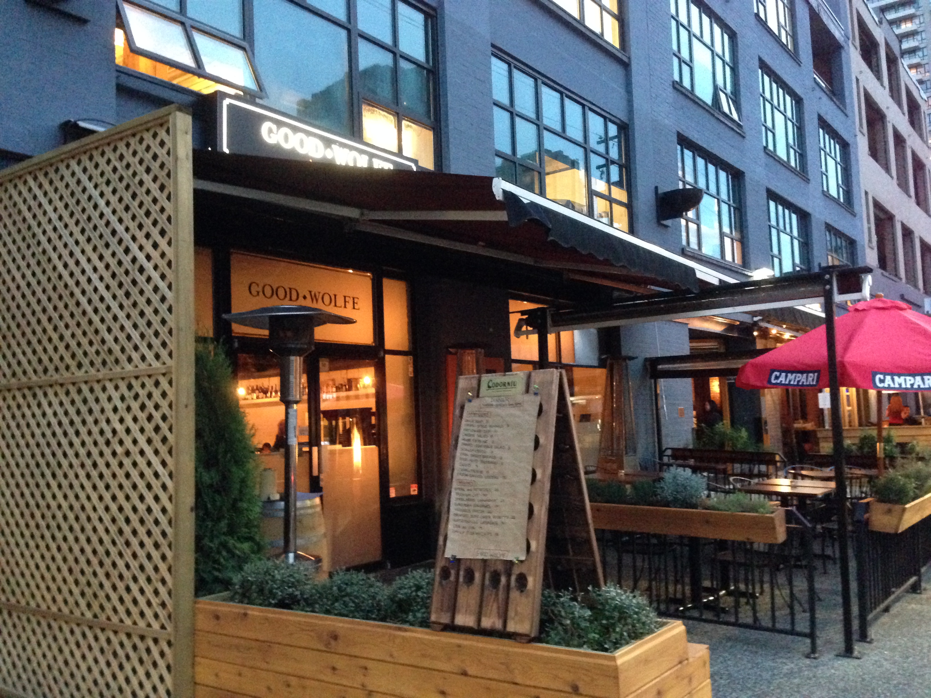Good Wolfe Kitchen and Bar
