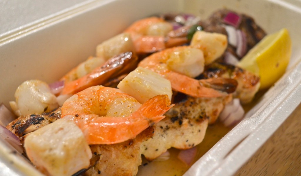 Don’t wanna cook? Too tired to go out? Just Eat.ca Delivery Service is the&nbsp;answer!