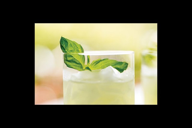 79b5b9a8-ae91-4022-948b-a040d7d80385.jpg;w=940;h=628;bgcolor=000;scale=canvas