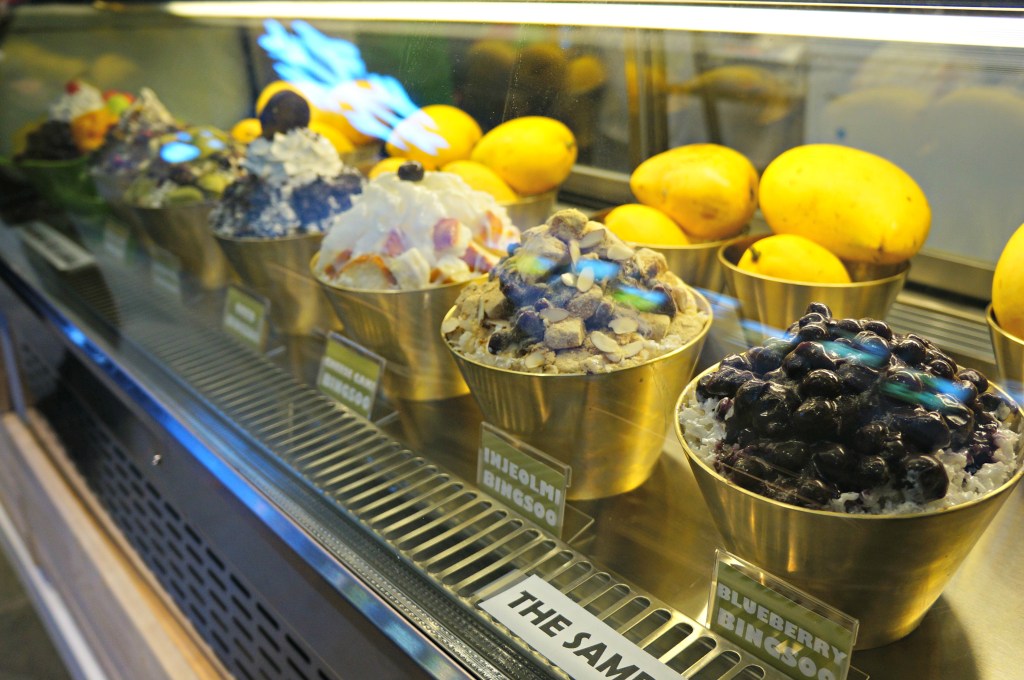 Taste of Heaven: Snowy Village Dessert&nbsp;Cafe