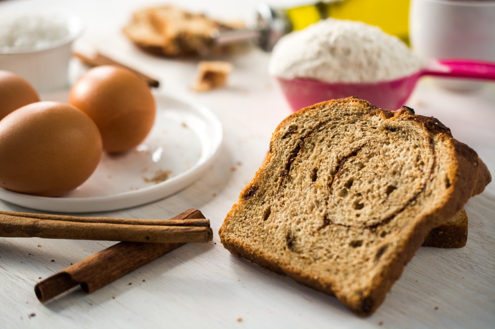 CinnamonSwirlBread2016