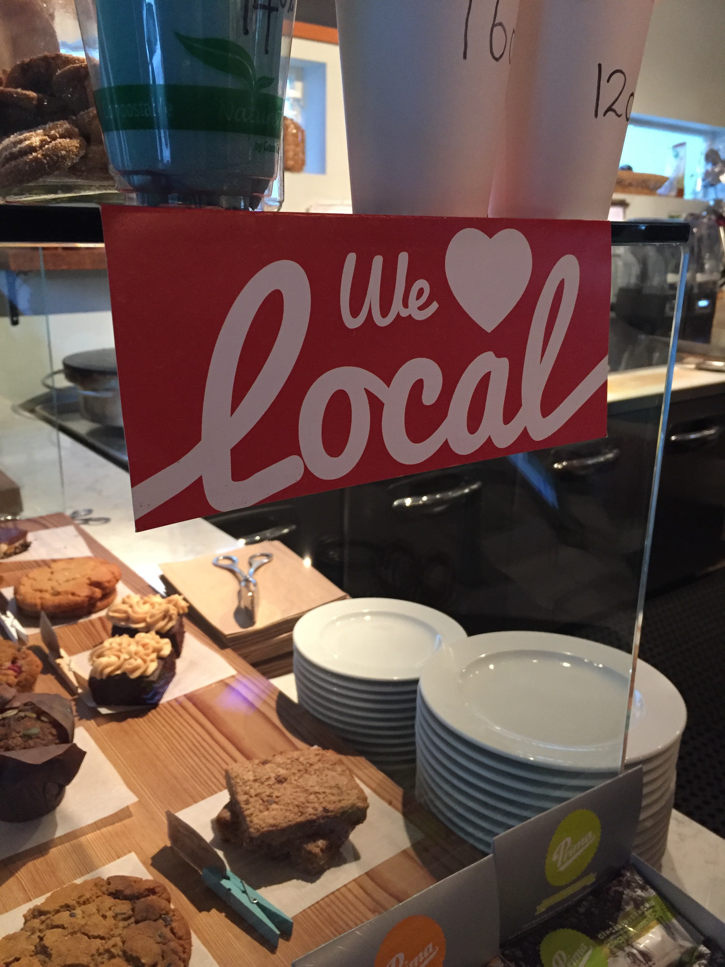 Organic and Local in North Van: Bluhouse Market & Cafe