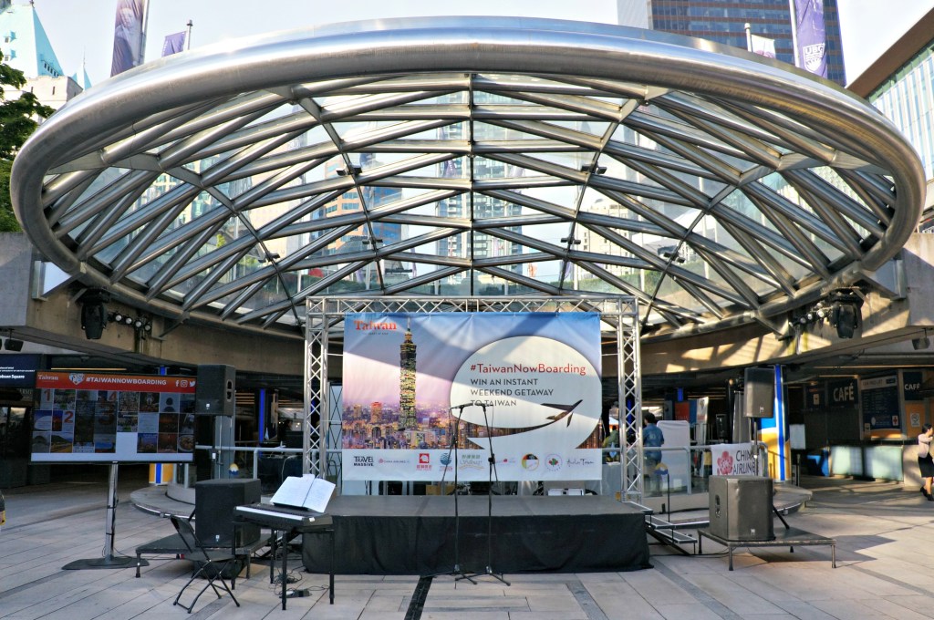 #TaiwanNowBoarding from Vancouver!