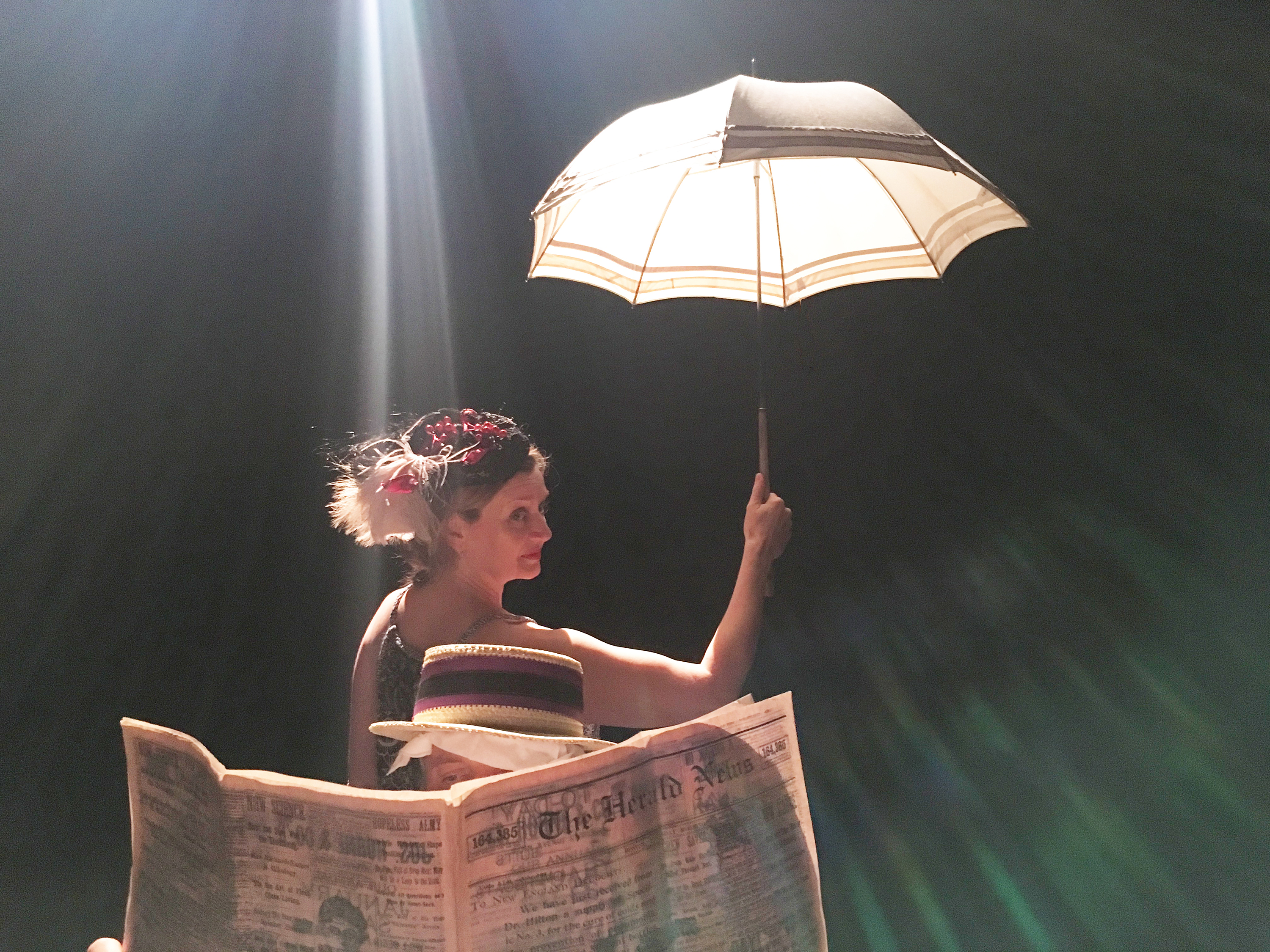 PhotoBevBardalHappyDaysbySamuelBeckettColourLarge