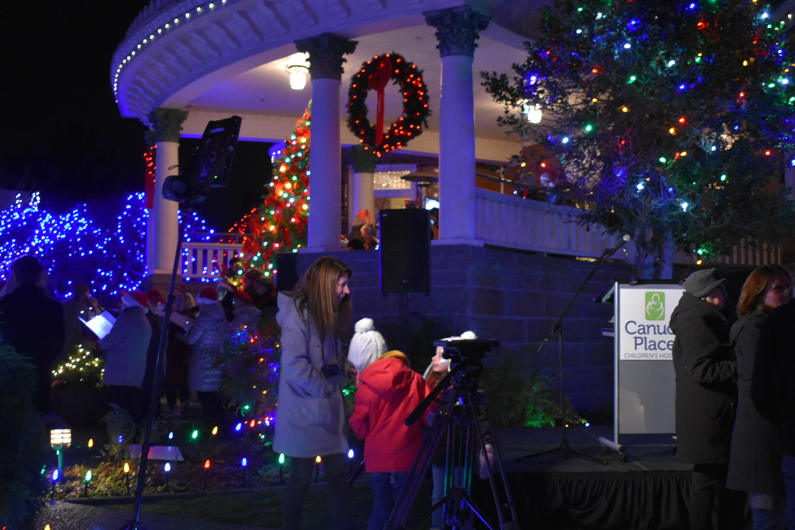 Canuck Place Lights Up for the Season